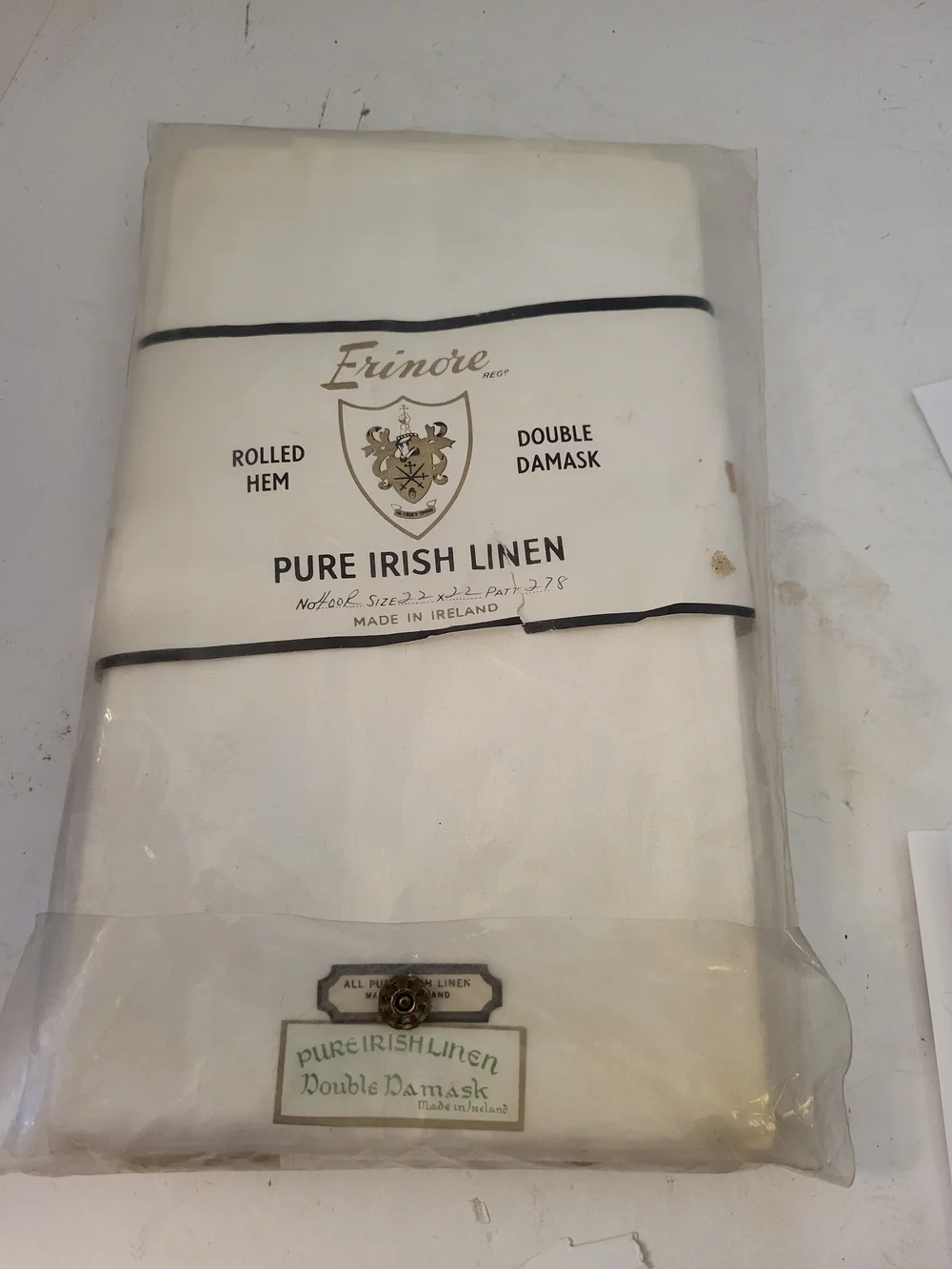 Erinore Pure Irish Linen Double Damask S/12 Napkins Shamrock&Scroll 1950s NOS